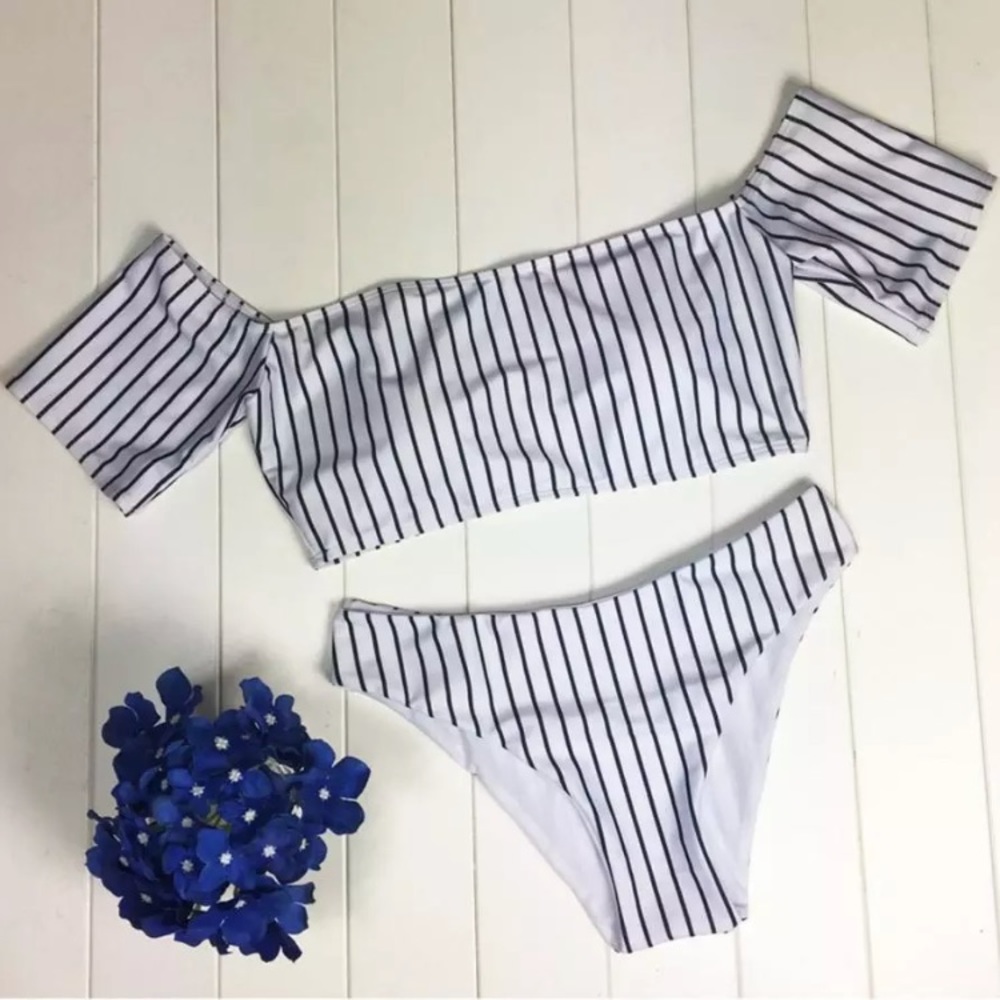 Off the Shoulder Striped Bikini Set - Picture 2 of 3